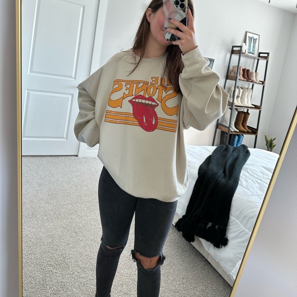 The Rolling Stones Oversized Graphic Sweatshirt - Picture 3 of 9